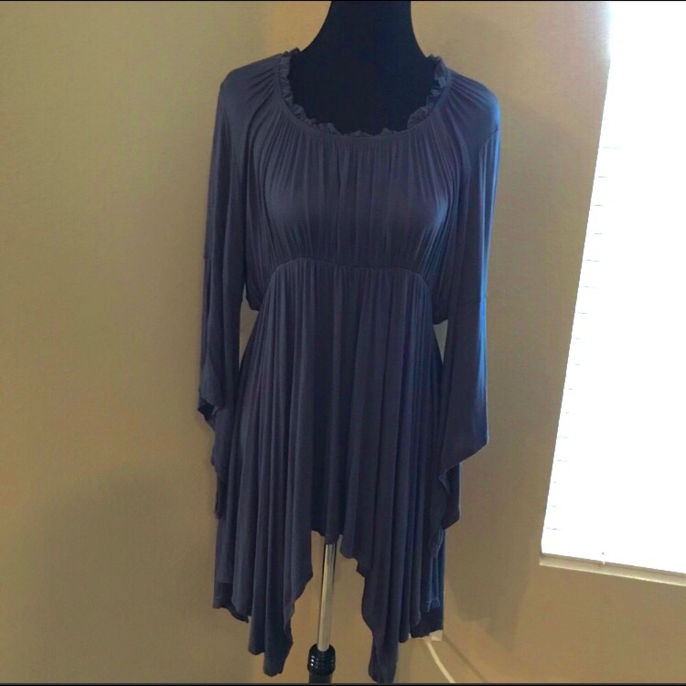 Super Dramatic Flowy Blue-Grey Top